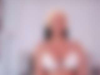 NINAGOLD's Live Sex Cam Show