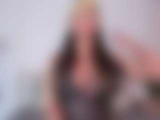 NINAGOLD's Live Sex Cam Show