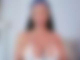 NINAGOLD's Live Sex Cam Show