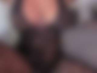 NINAGOLD's Live Sex Cam Show
