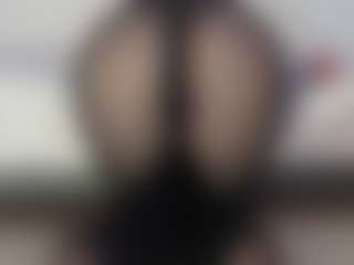 Live cam show with angelinaloves - Middle Aged on Free Soda
