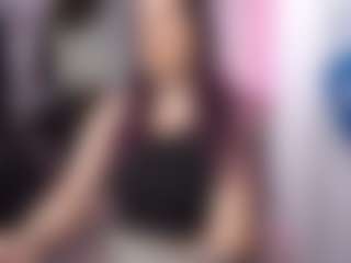 Live cam show with Genny Rock - Middle Aged on Camsoda