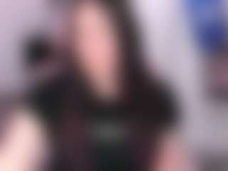 Live cam show with Genny Rock - Genital Piercings on AdultVida.com