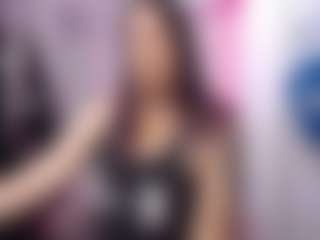 Live cam show with Genny Rock - Thick on Camming Site