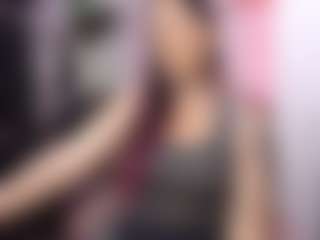 Live cam show with Genny Rock - Amateur on Camsoda