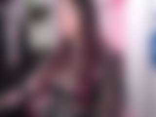 Live cam show with Genny Rock - Pov on madthumbs
