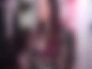 Live cam show with Genny Rock - Nipple Piercings on Hubzter Live