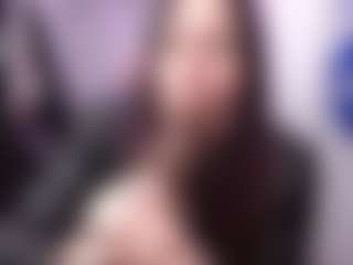 Live cam show with Genny Rock - Mature on livesuperchat.net