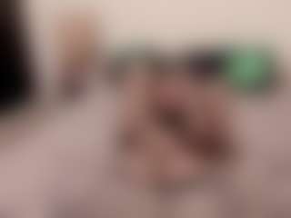 Live cam show with sophialinn - Granny on Camsoda