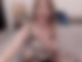 Live cam show with sophialinn - Bikini on AdultVida.com