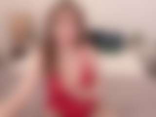 Live cam show with sophialinn - Granny on Camsoda