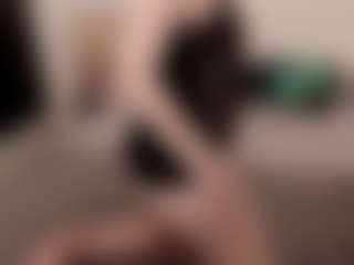 Live cam show with sophialinn - Granny Brown Hair on Camsoda