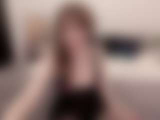 Live cam show with sophialinn - Brown Hair MILF on Ass Tok