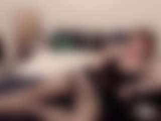 Live cam show with sophialinn - Butt Plug on StripNow