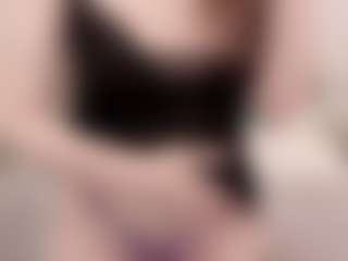 Live cam show with sophialinn - Granny MILF on slutload