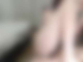 Live cam show with kittyhotass - Lesbian on TottyGirls