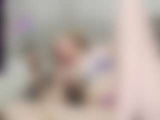 Live cam show with kittyhotass - Brown Eyes on SinfulBabes