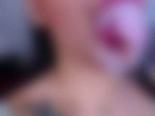 Live cam show with anastasiahanks - Milk on madthumbs