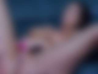 Live cam show with MinasVibe - Legs on friskycurves.com