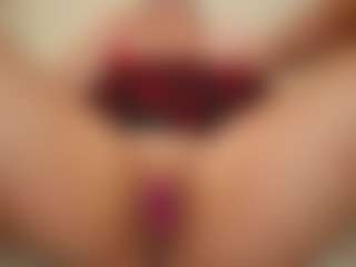 Live cam show with happyalice - Spy Mature on CamSodaAdn