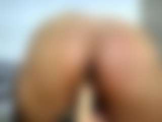 Live cam show with lizbigtits - Nolimits on Camsoda