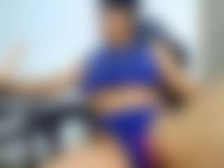 lizbigtits's Live Sex Cam Show