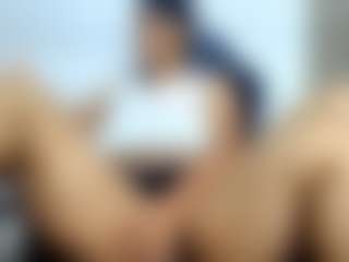 lizbigtits's Live Sex Cam Show