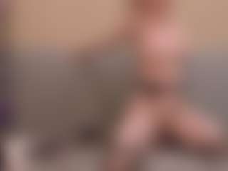 giweria's Live Sex Cam Show