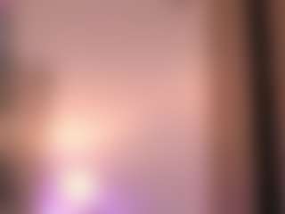 Live cam show with MRS. SQUIRT QUEEN - Average on Camsoda