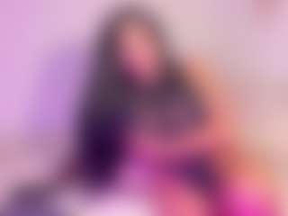 Live cam show with destinnemills - Latina MILF on TeamSkeetLive