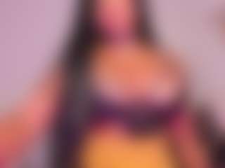Live cam show with destinnemills - Ebony on madthumbs