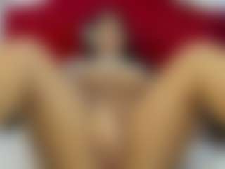 Live cam show with cristalkitty - Asian Teen (18+) on AdultVida.com