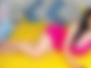 wildrossy MILF webcam performer live streaming