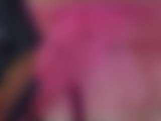 Live cam show with Lady Brown - Athletic Middle Aged on livesexfox.com