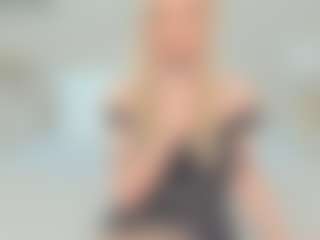idealovnet's Live Sex Cam Show