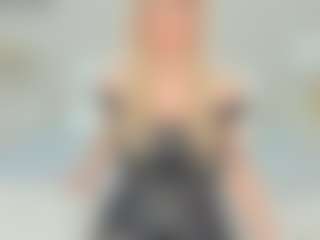 Live cam show with idealovnet - Blonde Hair on TottyGirls