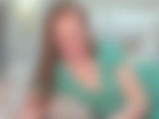Live cam show with idealovnet - Trimmed on Mixed Magazine Live