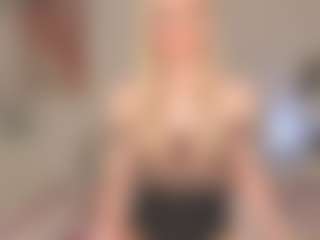 idealovnet's Live Sex Cam Show