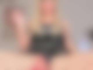 idealovnet's Live Sex Cam Show