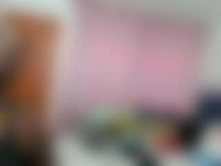 Live cam show with lupeadams - Ebony Shaved Pussy on sexylive.show