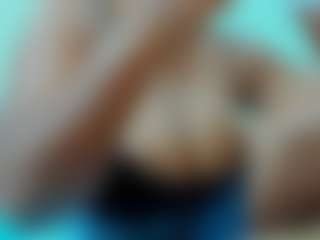 olivahot31 MILF webcam performer live streaming