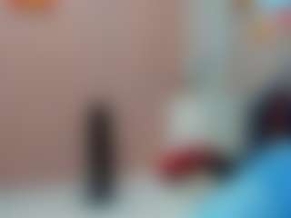 olivahot31 MILF webcam performer live streaming