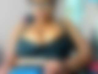 Live cam show with olivahot31 - Ride on luckytryst.com