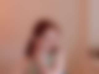 Live cam show with summer-porter - Pale on CamClone