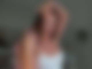 Show in cam erotica live di Tiffany