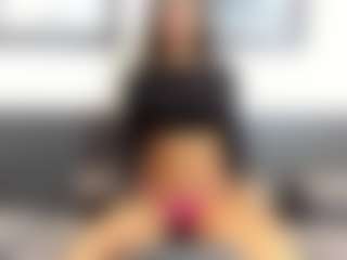 AnaPanda's Live Sex Cam Show