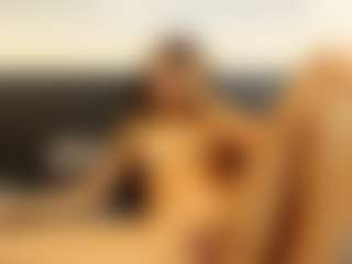 Live cam show with AnaPanda - Fit on Camsoda