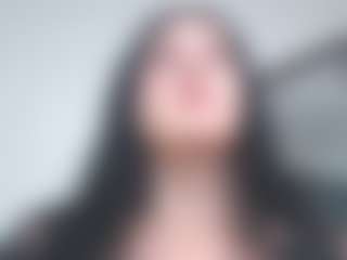 Live cam show with Evelyn_Sheeran - Smoking on Soda Cam
