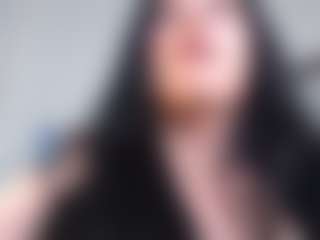 Live cam show with Evelyn_Sheeran - Hairy Pussy on SquirtSoMuch