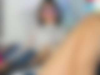 Live cam show with Alice-Jacobs - Smoking on crypto-cams